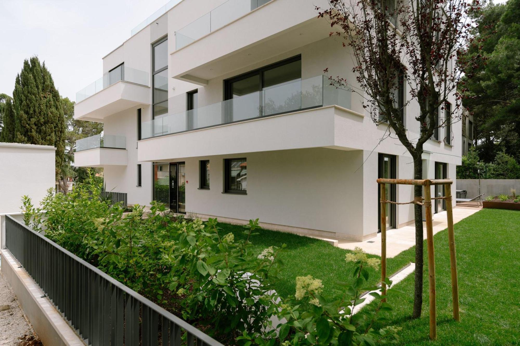 The Q Bliss - Your New 4-Star Hideaway With A Garage Rovinj Kültér fotó