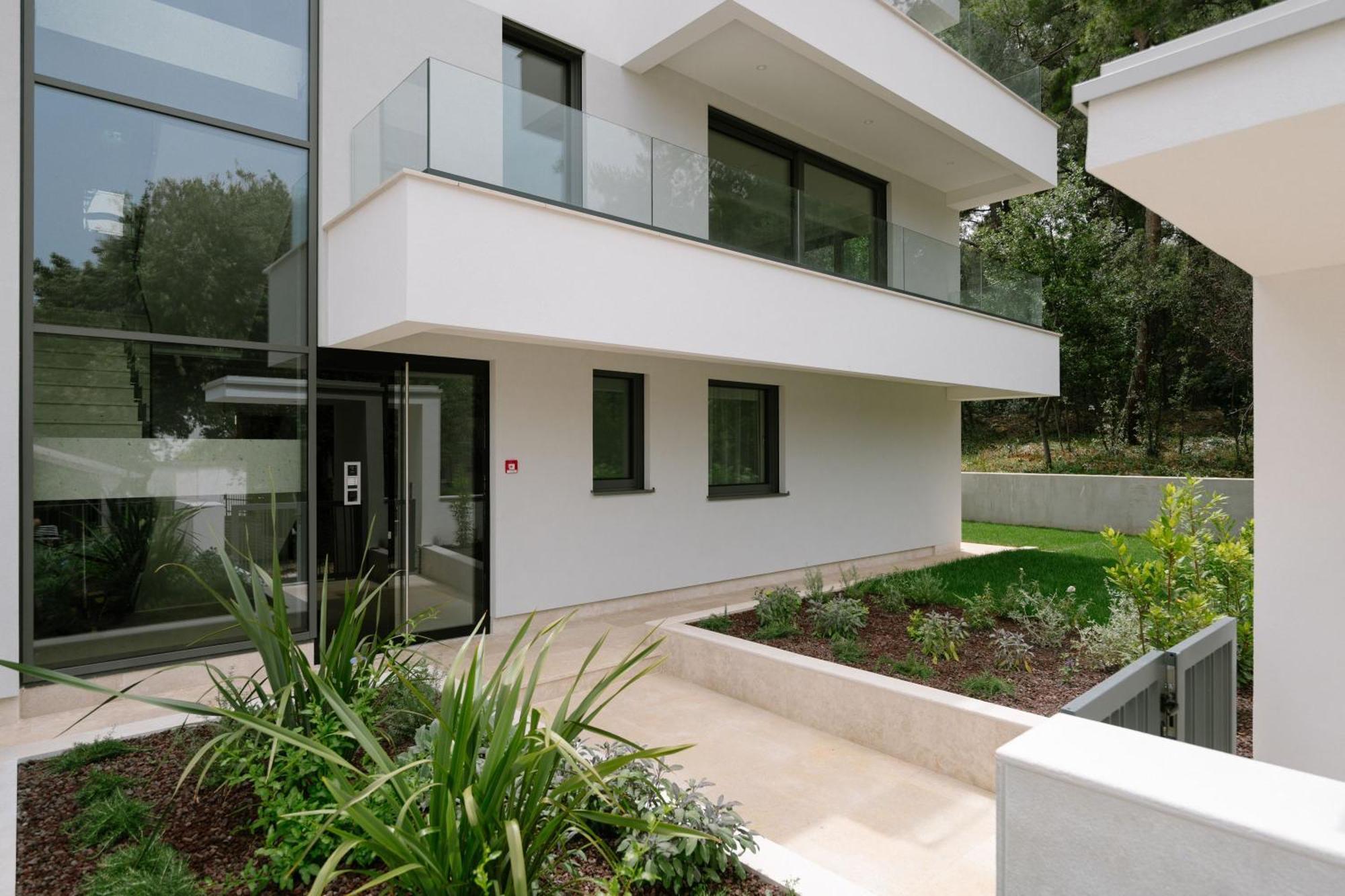 The Q Bliss - Your New 4-Star Hideaway With A Garage Rovinj Kültér fotó