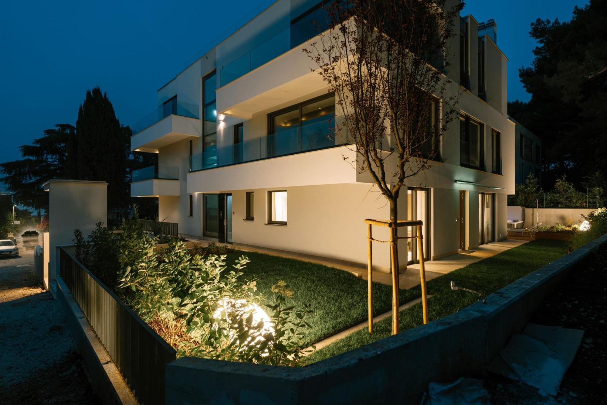 The Q Bliss - Your New 4-Star Hideaway With A Garage Rovinj Kültér fotó
